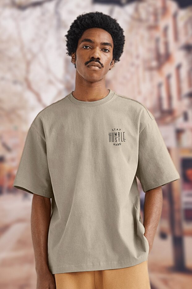 Men's Stay Humble Printed Stone Crew Neck T-Shirt