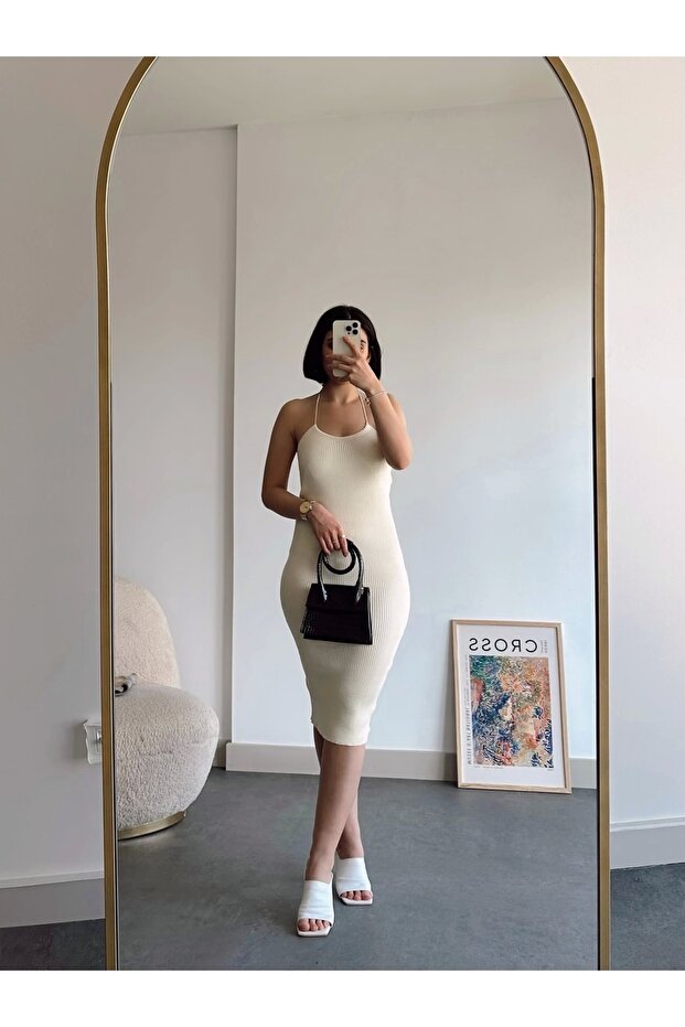 Boğazdan Bağlamalı Triko Elbise - 1