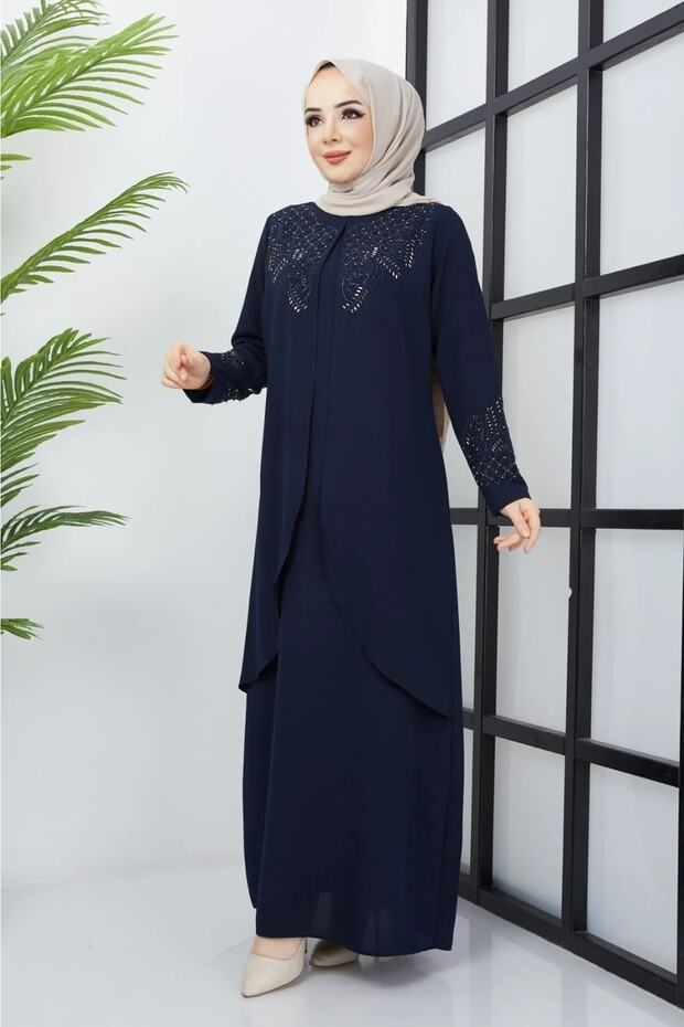 Mother's Plus Size Evening Dress with Sparkling Stone Embroidered Collar and Sleeves