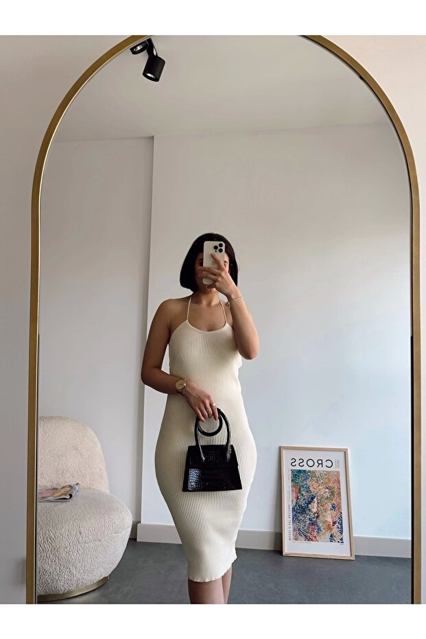 Boğazdan Bağlamalı Triko Elbise - 3