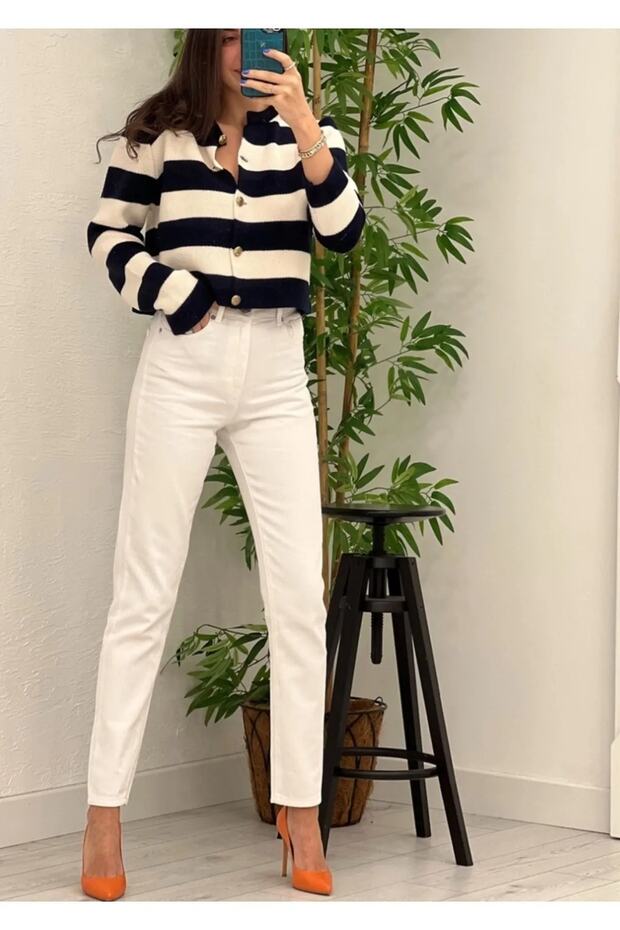 High Waist Narrow Leg Cotton Jeans - Mom Slim Jeans
