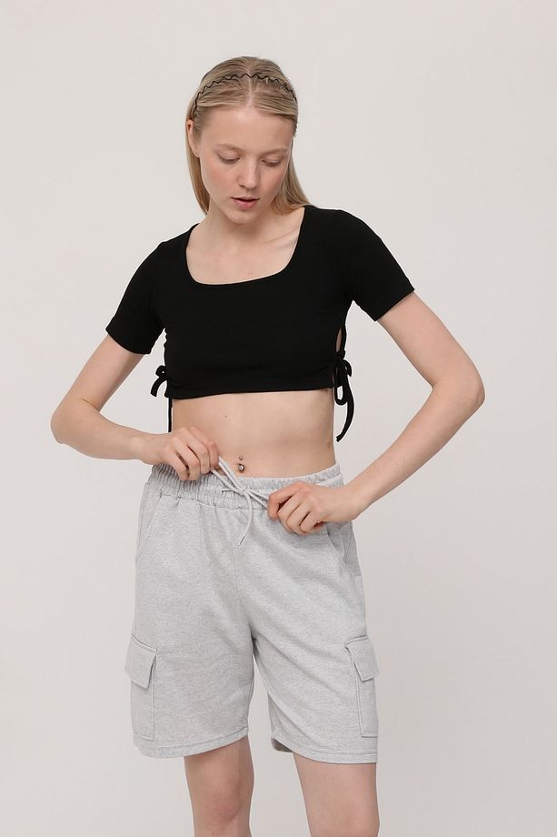 Kadın Relaxest Oversize Bağcıklı Kargo Cepli Bermuda Şort - 3