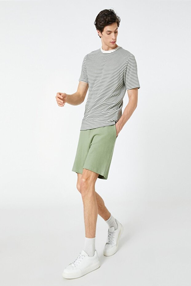 Men's Shorts & Bermudas