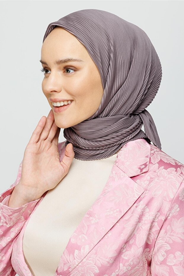 وشاح بطيات الدخان - 1