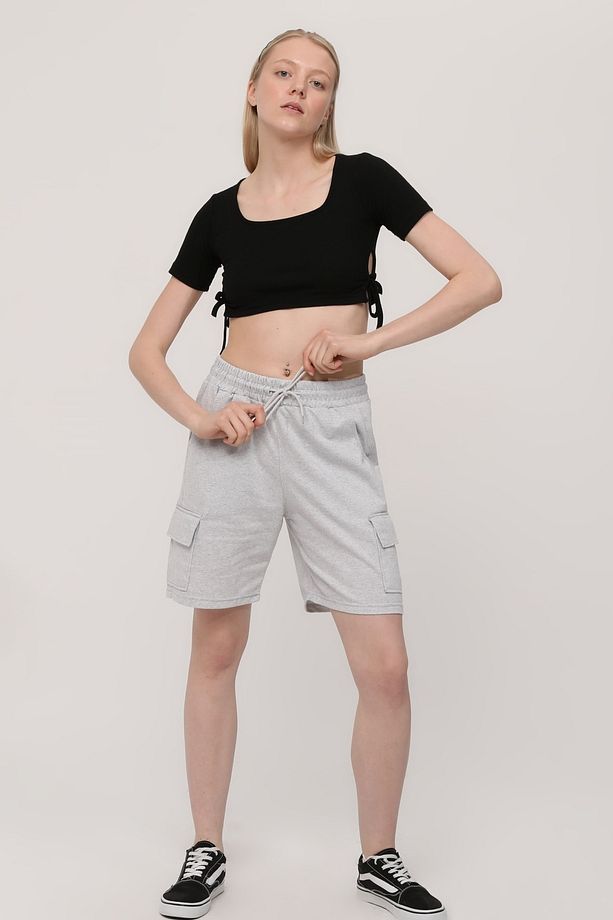 Kadın Relaxest Oversize Bağcıklı Kargo Cepli Bermuda Şort - 2