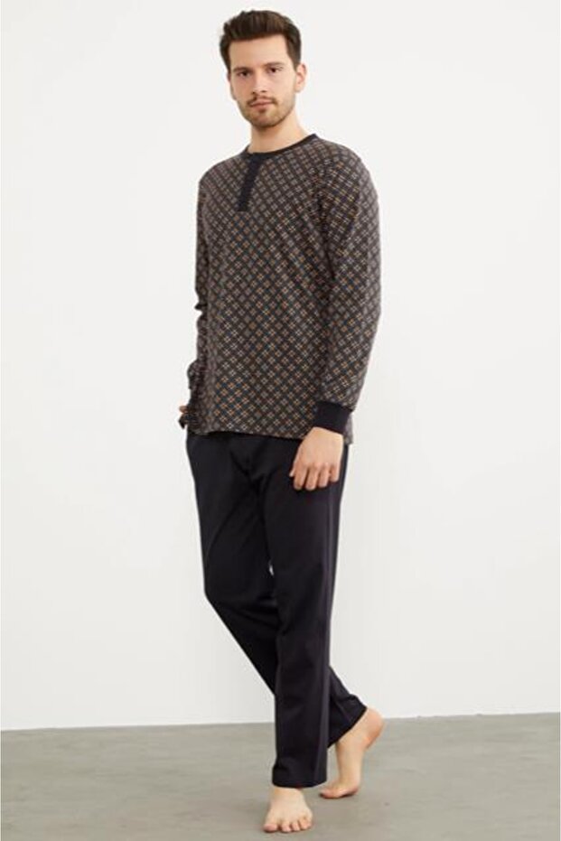 طقم بيجامة رجالي بياقة بأزرار منقوشة 84348 - 1