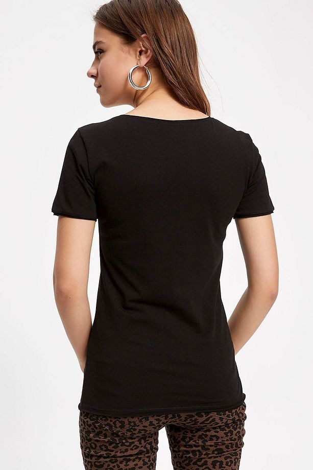 Kadın V Yaka Basic T-shirt I1073AZ.19SP.BK27 - 3