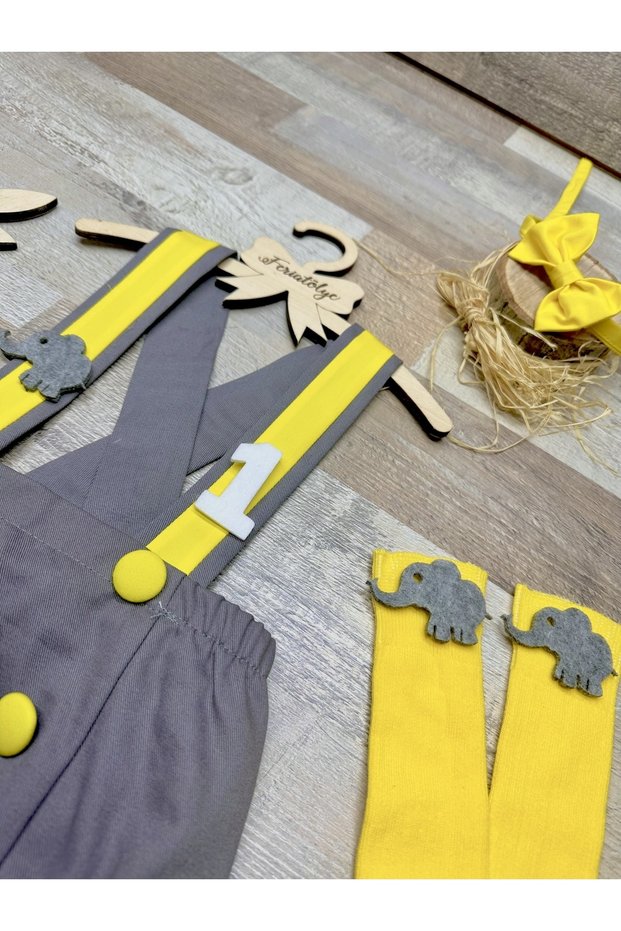 Elephant Concept Baby Boy Gray Yellow Birthday Salopet