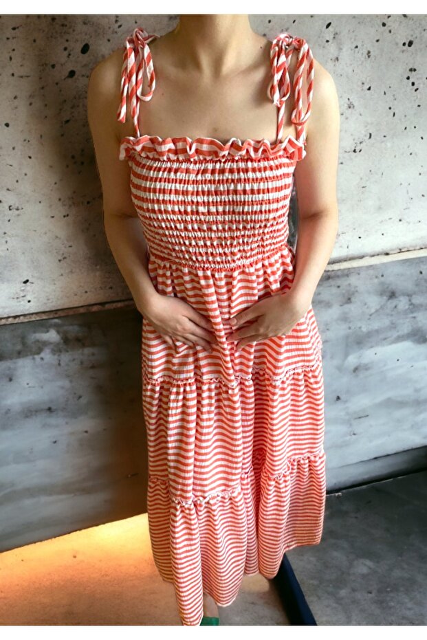 Cotton Katlı Elbise - 7