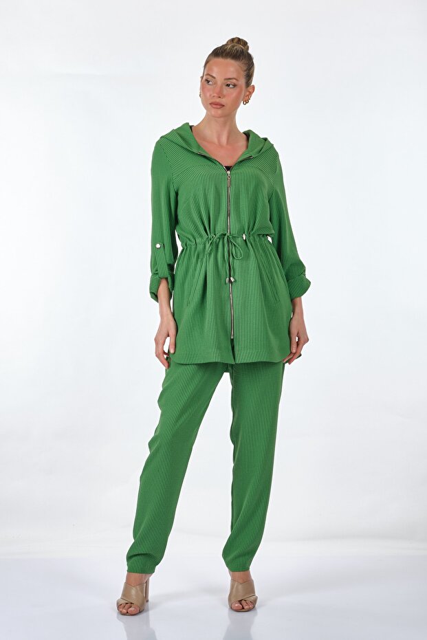 Green Hooded Women's Cap -23107504