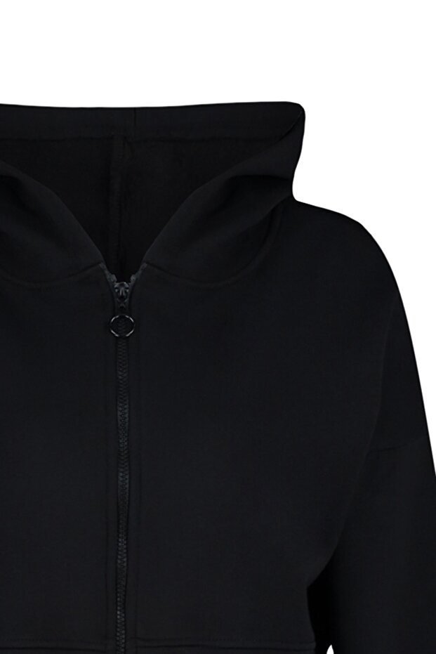 Siyah Basic Fermuarlı Kapüşonlu Crop Kalın İçi Polarlı Örme Sweatshirt TWOAW20SW0660 - 7