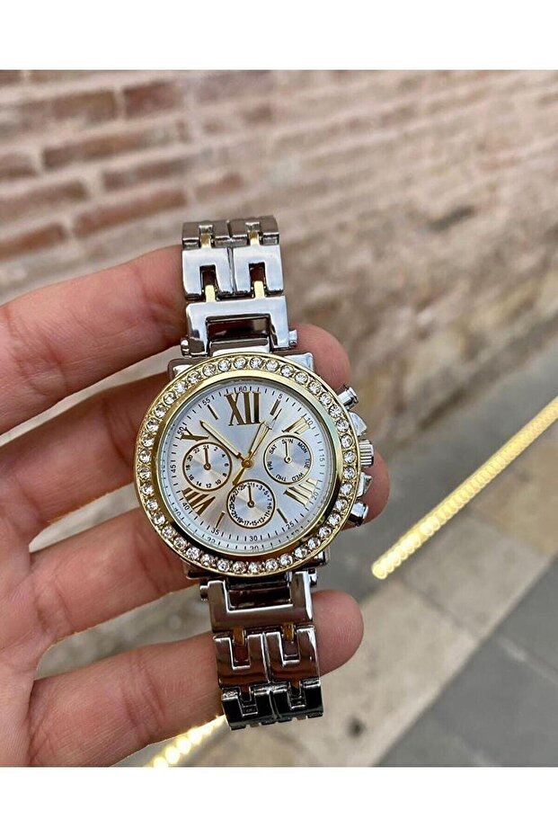 Women's Silver Steel Analog Wristwatch