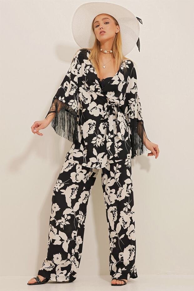 Women's Vanilla Black Tassel Detailed Kimono Jacket Set ALC-X10442