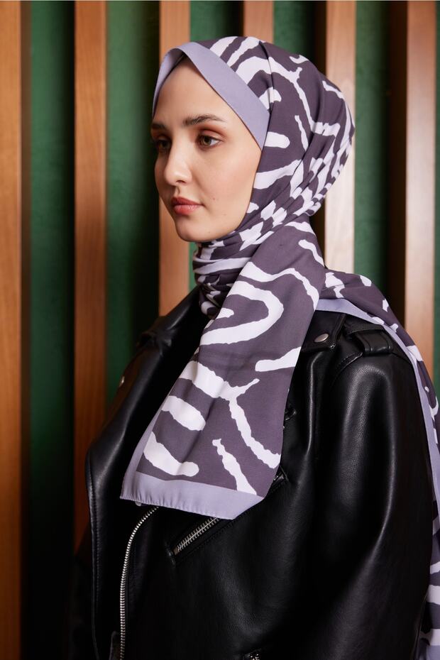 Women's Medina Silk Shawl Gray Coated