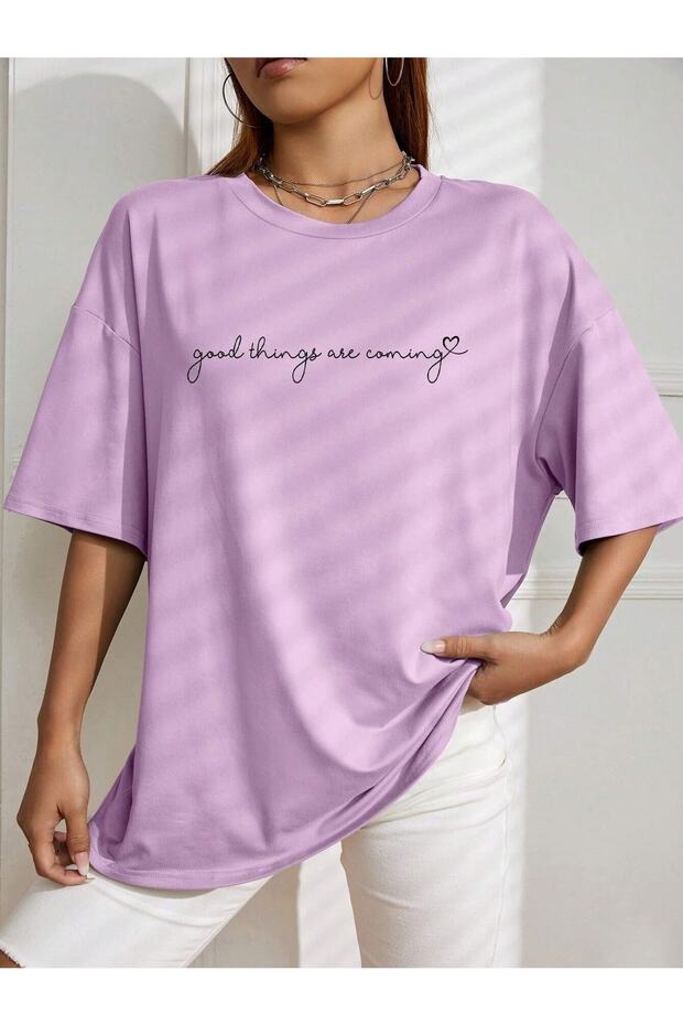 تي شيرت كاجوال كبير الحجم مطبوع عليه Good Things Boyfirend