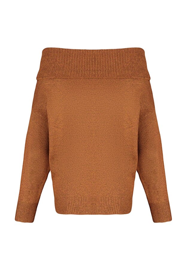 Brauner Strickpullover mit Carmen-Kragen und weicher Textur TWOAW20KZ1519 - 8