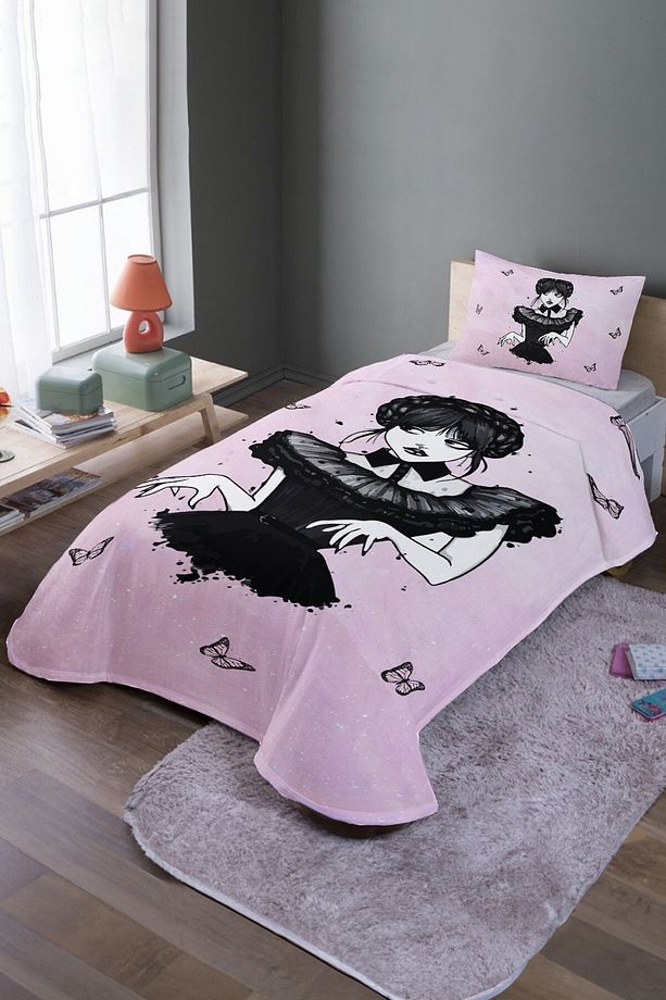 Pembe Wednesday Desenli Tek Kişilik Pike Takımı Ve Yatak Örtüsü - 2