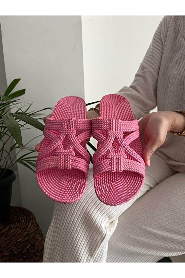 Women's Straw Look Summer Pool Sea Bath Beach And Daily Very Comfortable Slippers