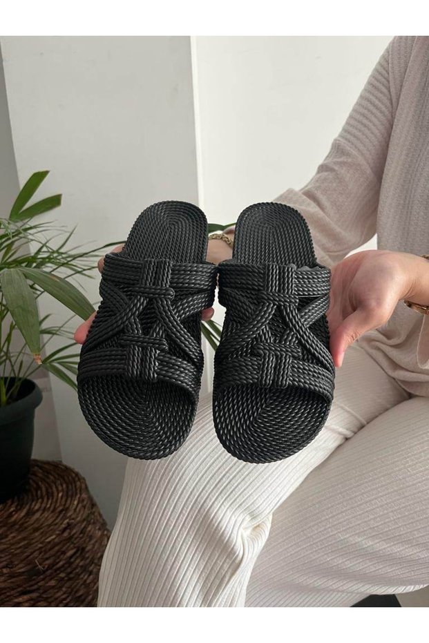 Women's Straw Look Summer Pool Sea Bath Beach And Daily Very Comfortable Slippers