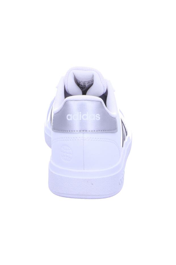 Adidași - 4