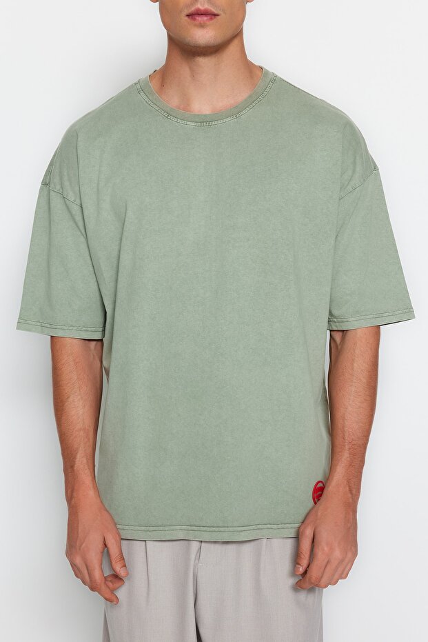 Yeşil Oversize/Geniş Kesim Soluk Efekt %100 Pamuk Kalın T-Shirt TMNSS23TS00153 - 5