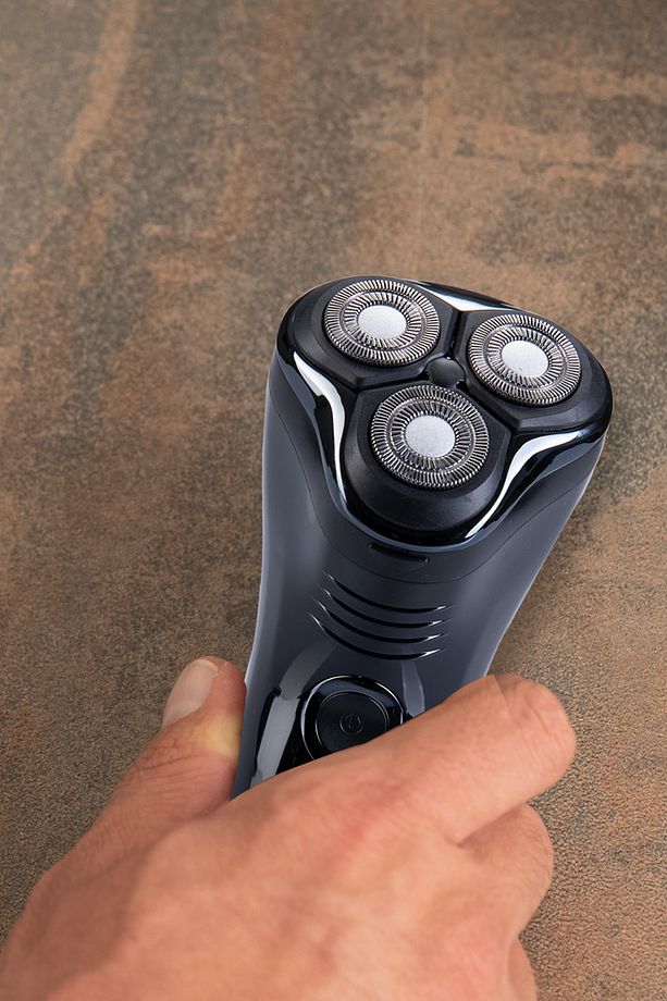 Move Alman Tasarım Led Ekranlı Esnek Oynar Başlıklı Şarjlı Tıraş Makinesi - 6