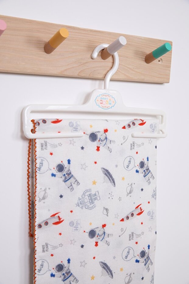 Multi-Purpose Baby Kids Flannel Diaper Cover Blanket 80*90 Astronaut