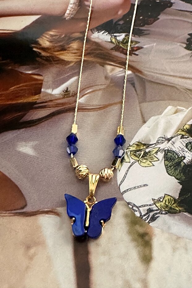 Butterfly and Dorica Detailed Thin Chain Necklace