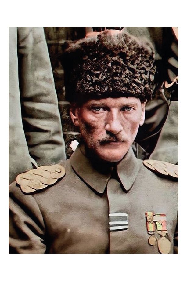 Takvim Yapraklarıyla Atatürk'ün Hayatı - 16'lı Ahşap Tablo Seti | Atatürk Köşesi Dekorasyonu - 4