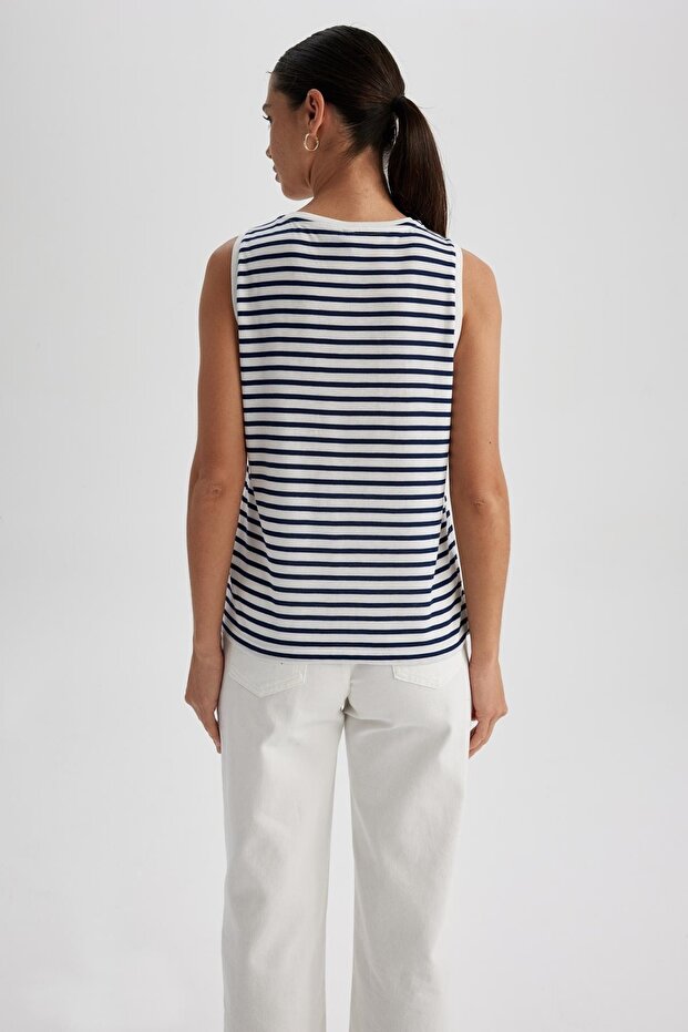 Regular Fit Basic Plain tílko s výstřihem A8155ax23sm - 5
