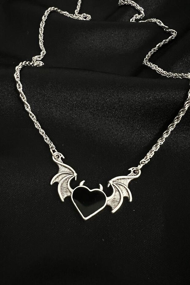 Satu Moda & Devil Black Heart Necklace - 2