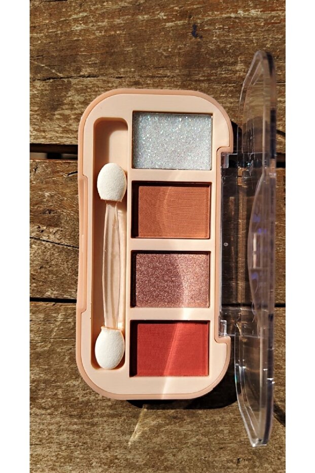 CHOCO 4-Piece Eyeshadow Palette - No.1 Model