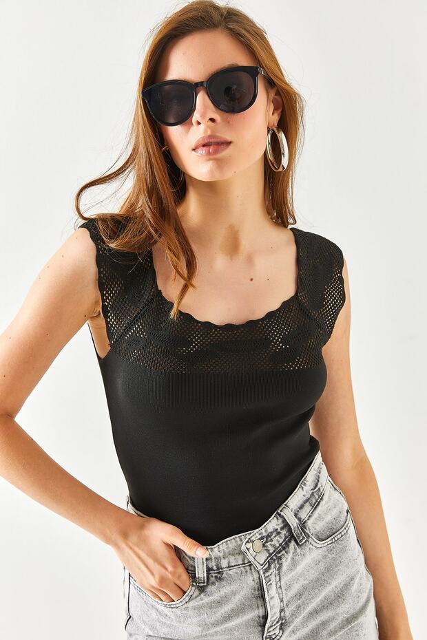 Women's Black Collar Openwork Knitwear Blouse BLZ-19002342