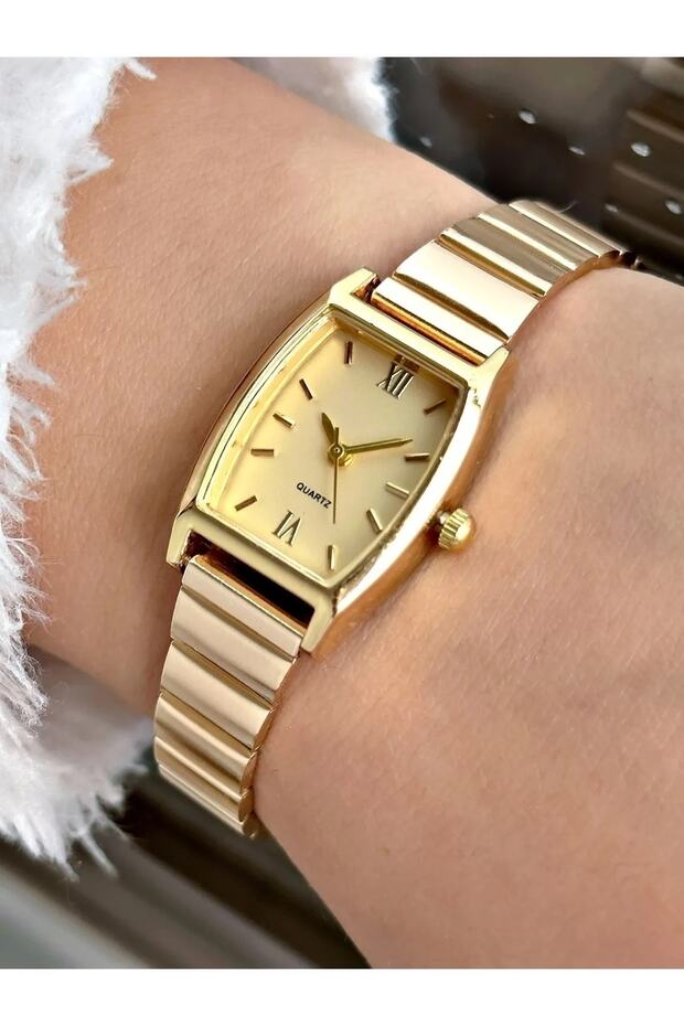 Luxury Design Gold Women's Wristwatch