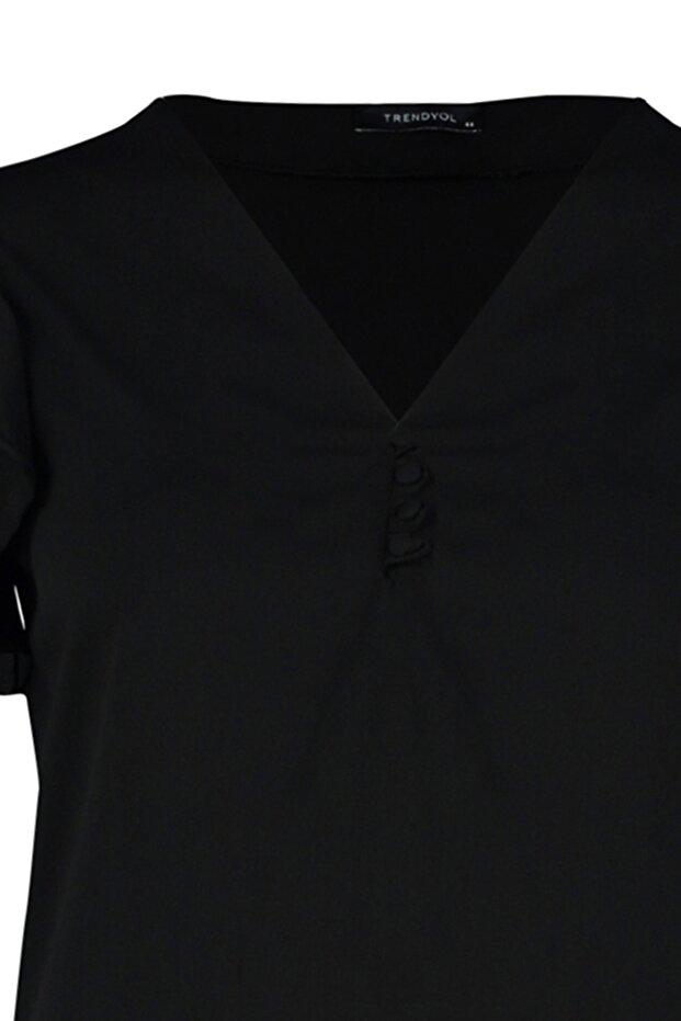 Siyah Dokuma Düğme Detaylı Bluz TBBSS22BZ0714 - 7