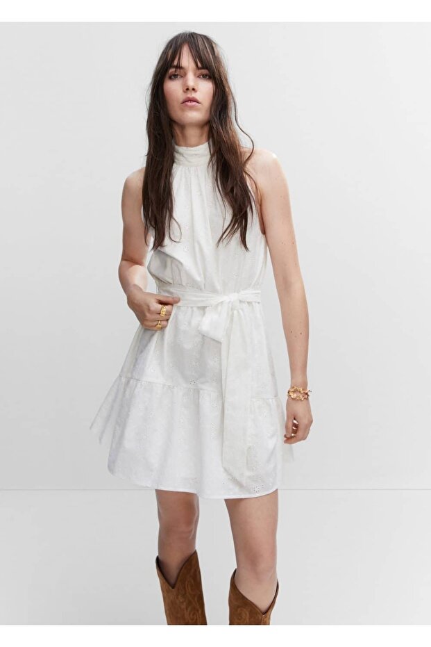 Işlemeli Halter Yaka Elbise - 1