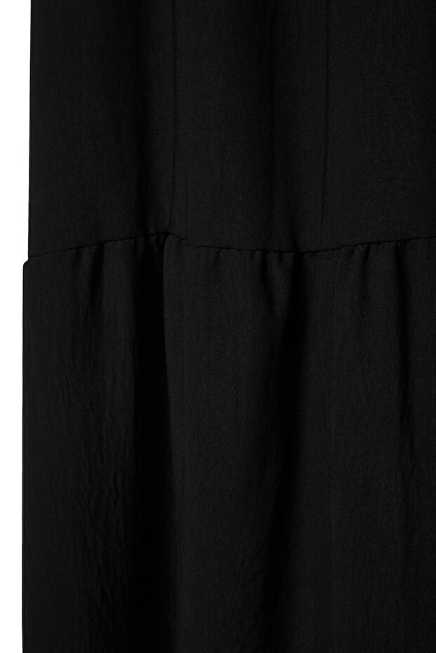 Siyah Shift/Düz Kesim Dik Yaka Midi Dokuma Elbise TBBSS22EL1593 - 7