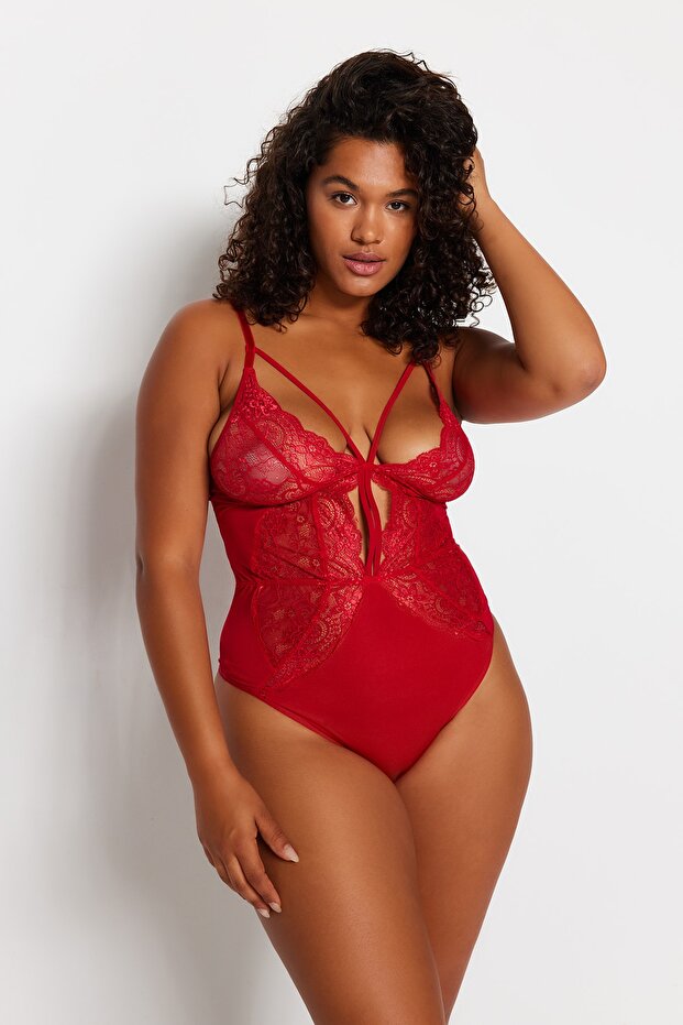 Kırmızı Biyeli Micro Esnek Örme Dantel Detaylı Büyük Beden Bodysuit TBBSS23CS00000 - 2