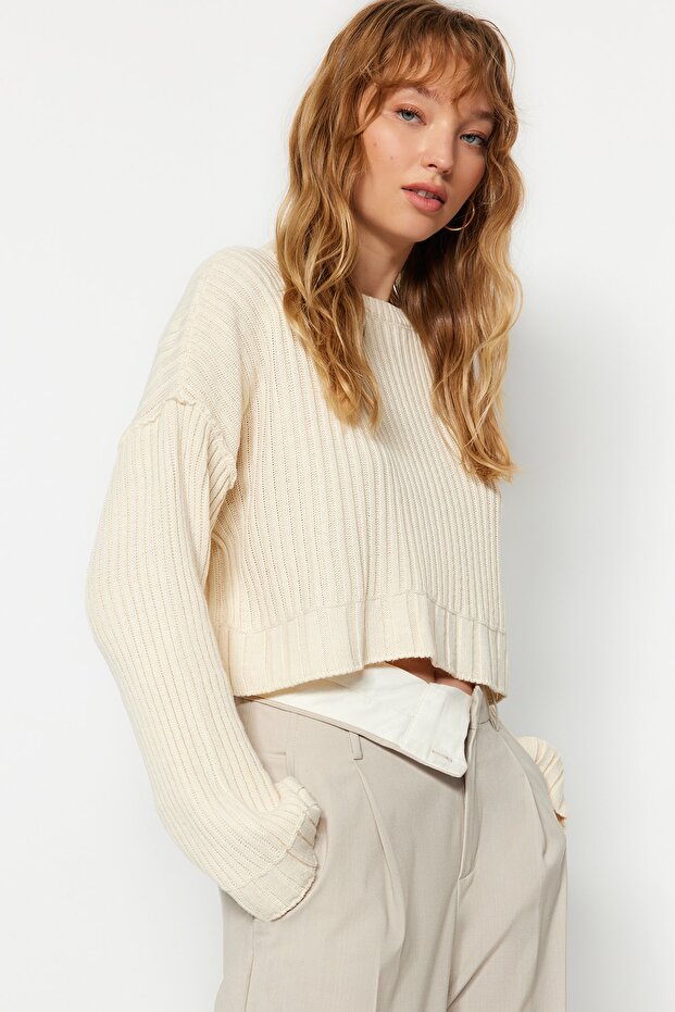 Ecru Super Crop Basic Strickpullover TWOAW24KZ00275 - 1
