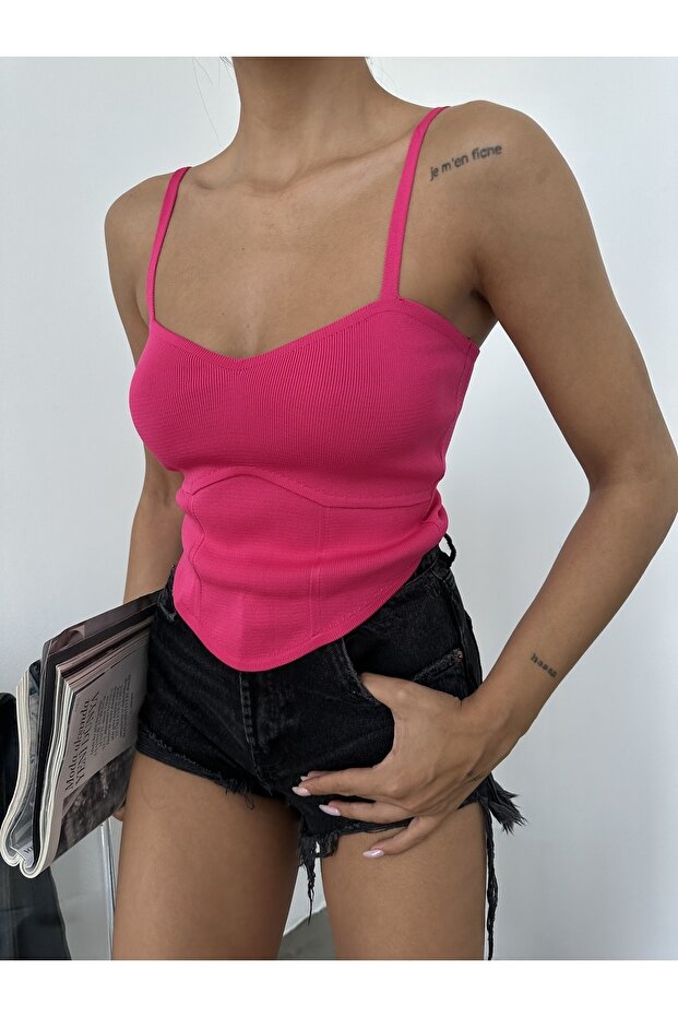 Women's Sport Cut Crop Knitwear Blouse