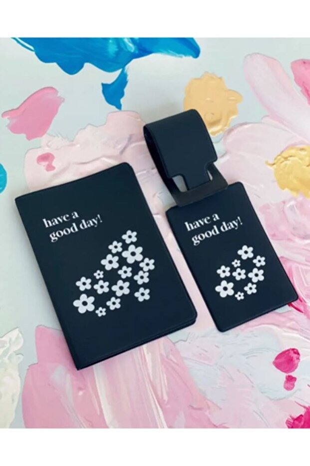 HAVE A GOOD DAY PASSPORT CASE AND ELEGANT DAISYS TRUCKET LABEL BLACK COOL WOMEN'S GIFT SET