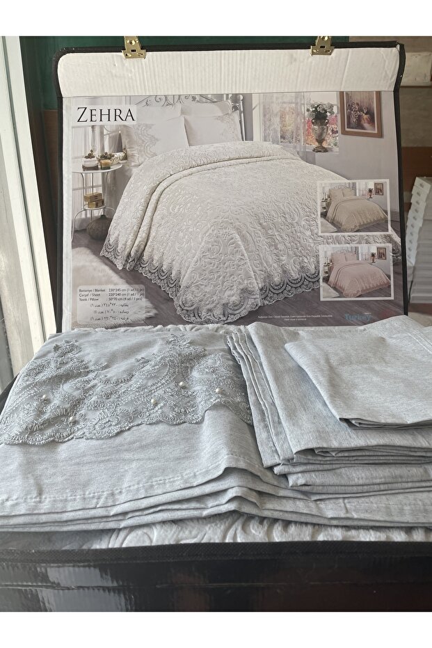 Fransız Dantelli Battaniye Seti - 3