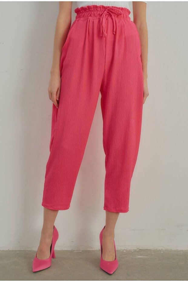 Balloon pants with elastic waistband