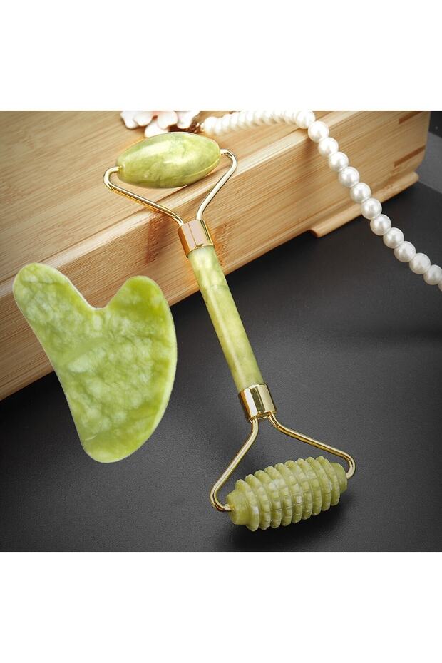 Jade Stone Serrated Roller and Jade Stone Heart Gua Sha Natural Stone Double Skin Care Set