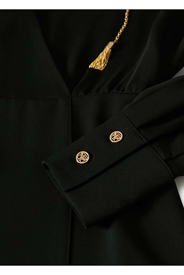 Zincir Detaylı Elbise - 8