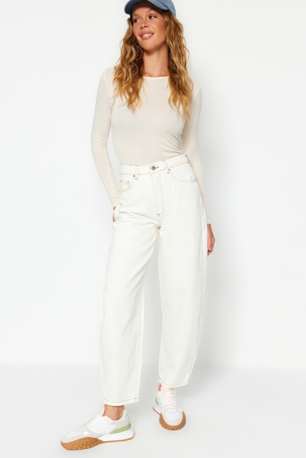 Beyaz Yüksek Bel Barrel %100 Pamuk Non-Stretch Jeans TWOSS23JE00295 - 5