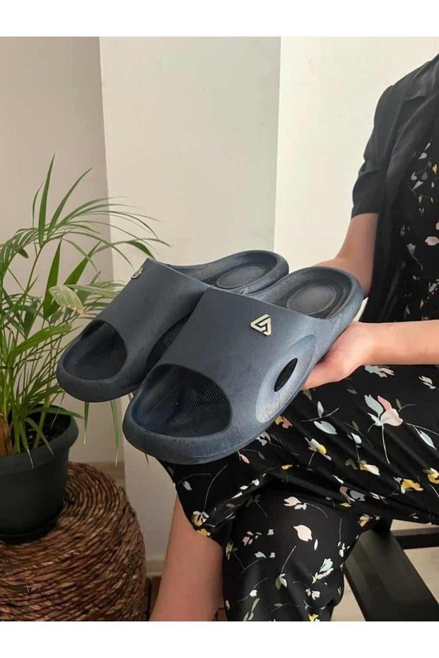 Men's Soft Non-Slip Slippers Beach Sea Pool Beach Bath Daily Slippers Paid Military Service