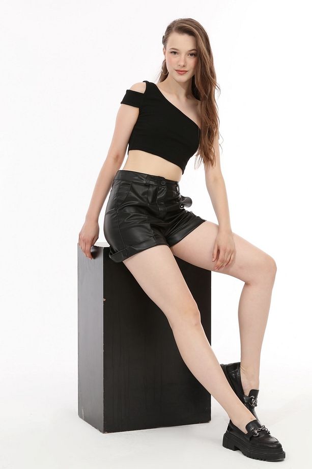 KADIN SİYAH RENKLİ TEK OMUZ POLİVİSKON CROP - 6
