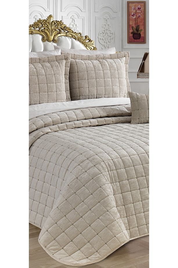 Çeyizlik Yatak Örtüsü ( Set 4 Parçası ) Kadıfe Kapitoneli Yüksek Kalite Set Çantada - 2