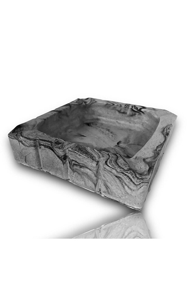 كائن ديكور منفضة سجائر منقوشة مزخرفة - 2